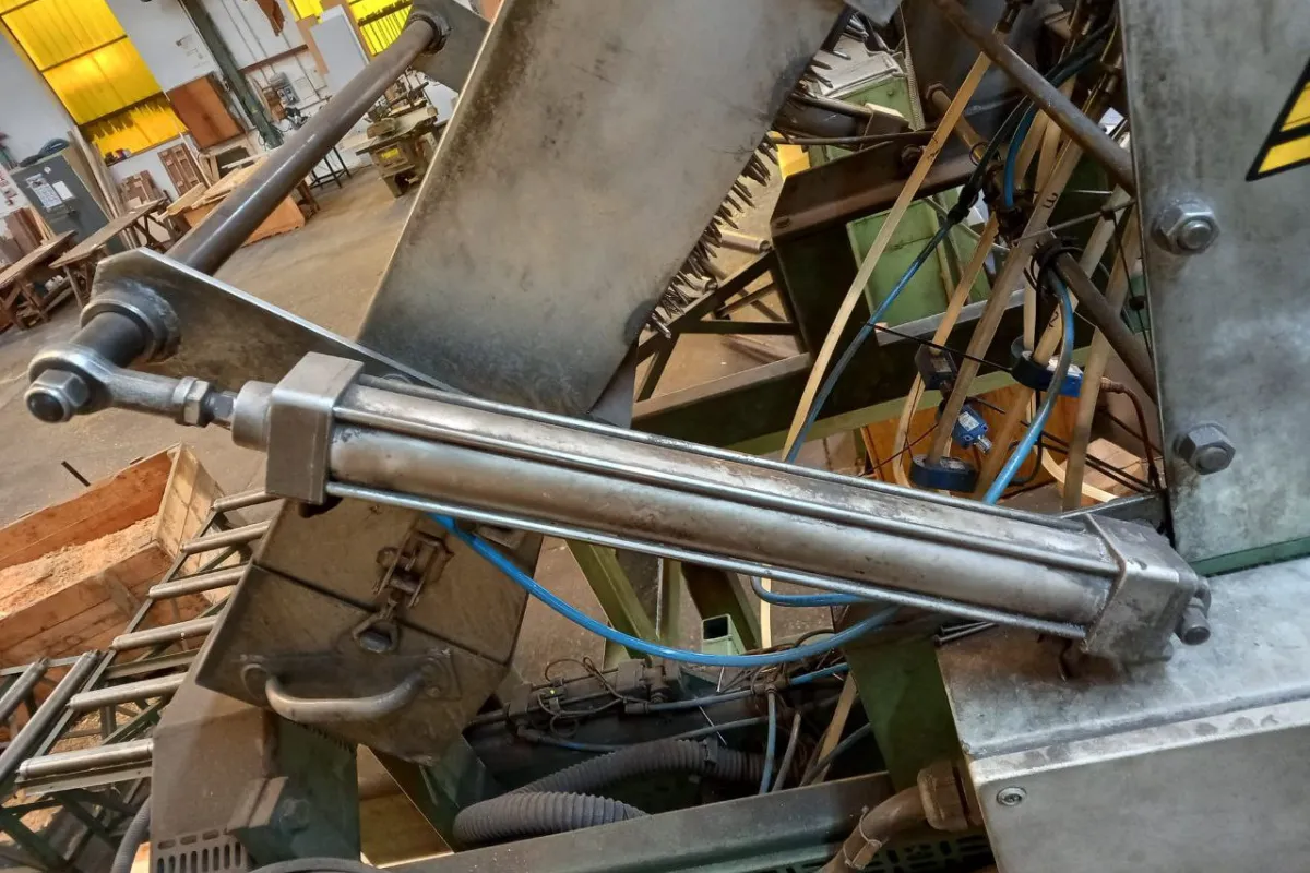 photo 2023 05 05 11 45 08